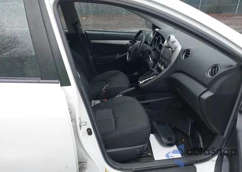 2009 Pontiac Vibe from USA, damaged, VIN 5Y2SP67879Z454662